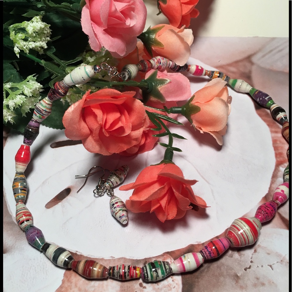 HANDCRAFTED Paper Beads Necklace & Earring Set